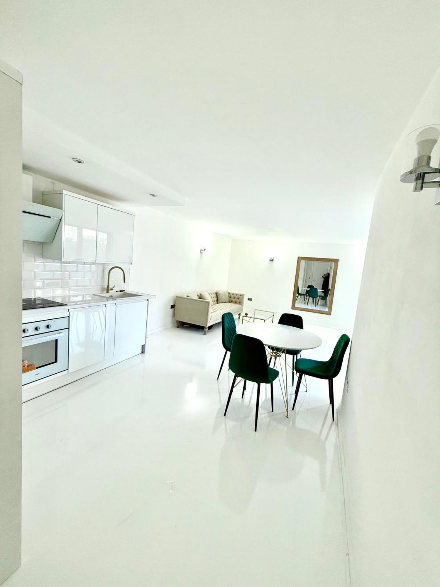 Leeds Train Station City Centre Villa Style Flat Экстерьер фото