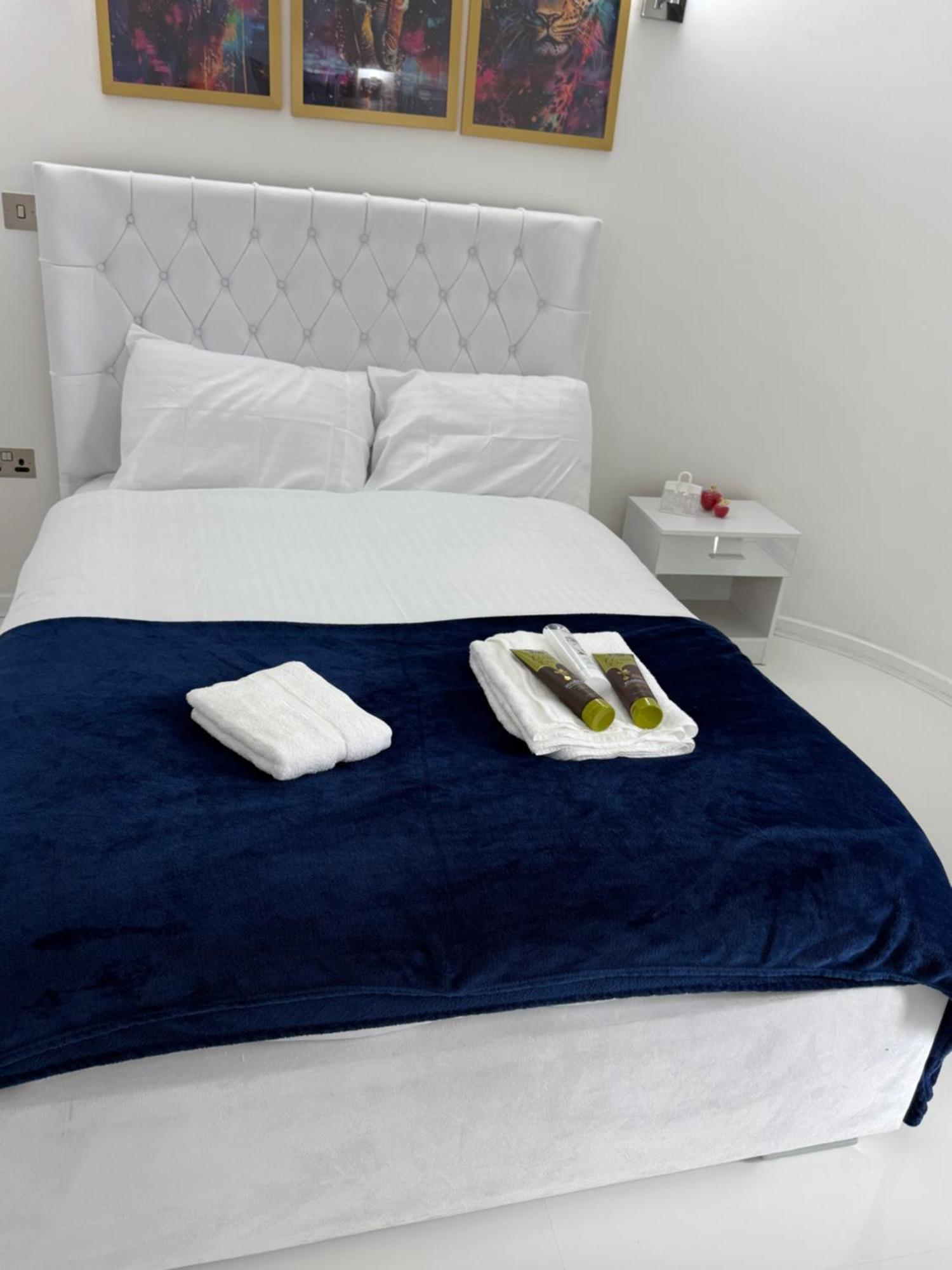 Leeds Train Station City Centre Villa Style Flat Экстерьер фото